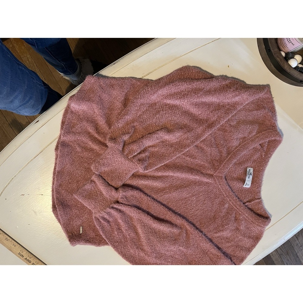 Hollister Fuzzy Knit‎ Sweater Women's Small Pink Soft Cozy Crewneck Pullover